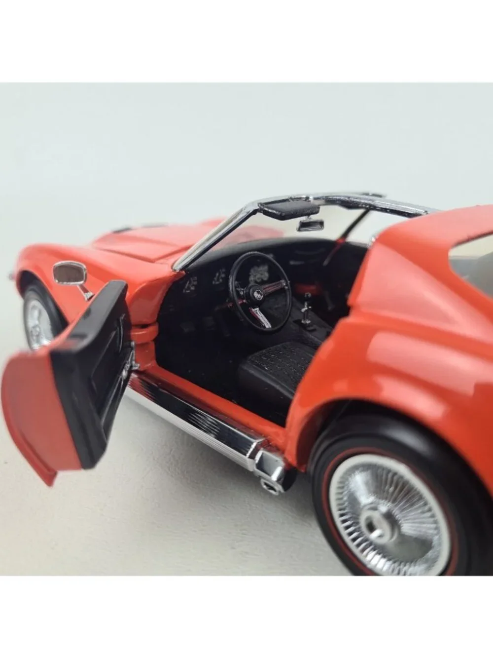 Franklin Mint Precision 1969 Chevrolet Corvette Orange 1:24 Die Cast B11VB57